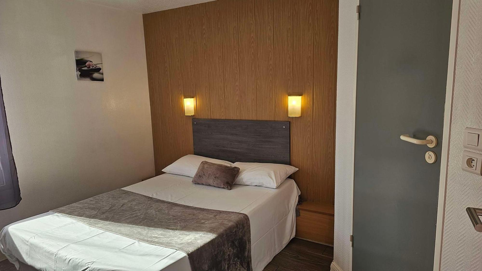 Fasthotel Pau 2* Lescar